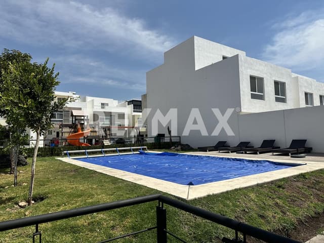 CASA EN RENTA EN FRACC. PASEO FRAY JUNÍPERO 