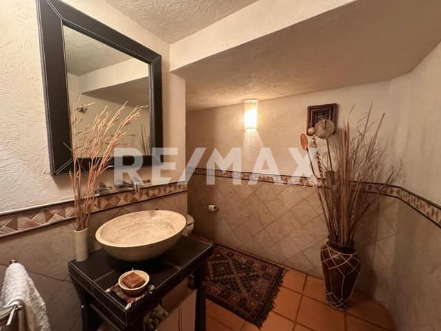 Venta de casa sola en privada, Col. Vista Hermosa, Cuernavaca, Morelos...Clave 6151