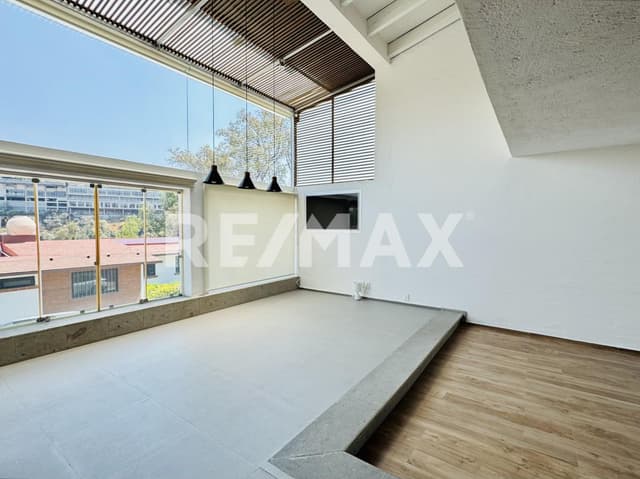 VENTA CASA EN PARTE BAJA DE LA HERRADURA