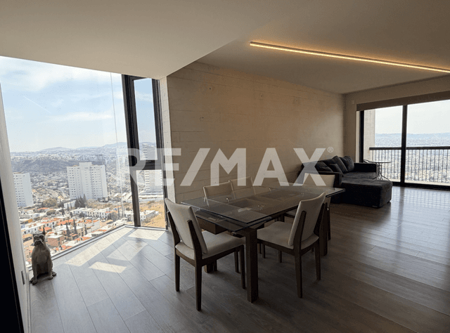 DEPARTAMENTO AMUEBLADO RENTA ADAMANT CAMPANARIO 