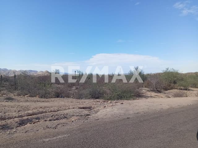 VENTA DE TERRENO CON FRENTE DE CARRETERA CAMINO AL SALTITO