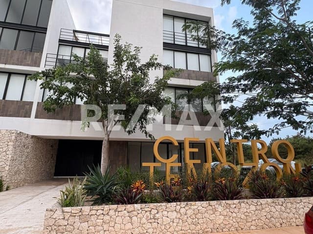 Venta de Departamento Amueblado en Planta Baja en Centro Temozón Mérida, Yuc.