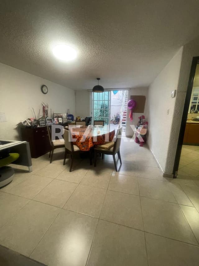 CASA EN VENTA EN VALLE DORADO – ESPACIO, COMODIDAD Y ESTILO EN UN SOLO LUGAR