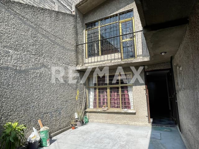 CASA EN VENTA EN SANTIAGO ACAHUALTEPEC IZTAPALAPA