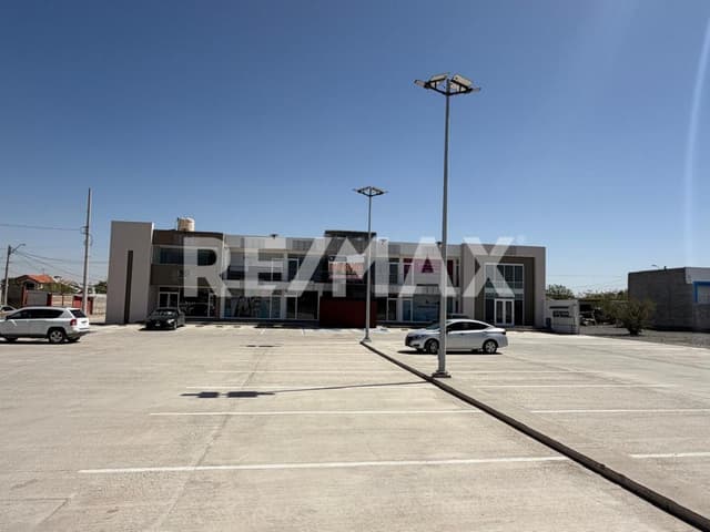 LOCALES COMERCIALES EQUIPADOS EN RENTA EN LIBRAMIENTO Y MONTES DE OCA 