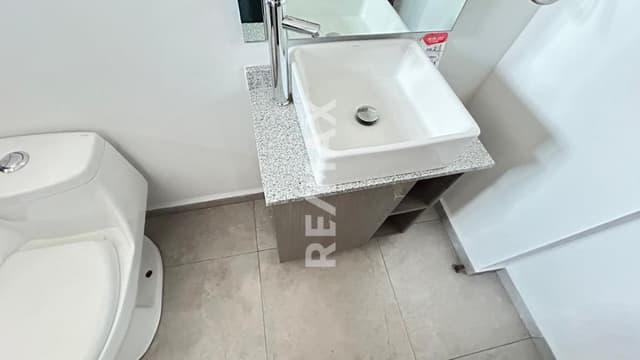 Renta Departamento en Roma Sur sobre Eje 3 sur