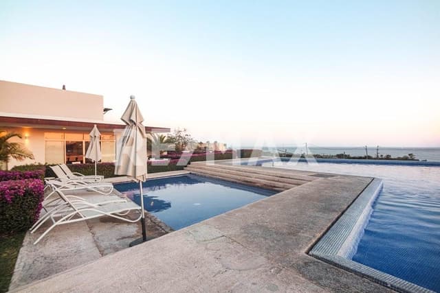 Vista Vela I 121, Calle Sevilla, El Tezal