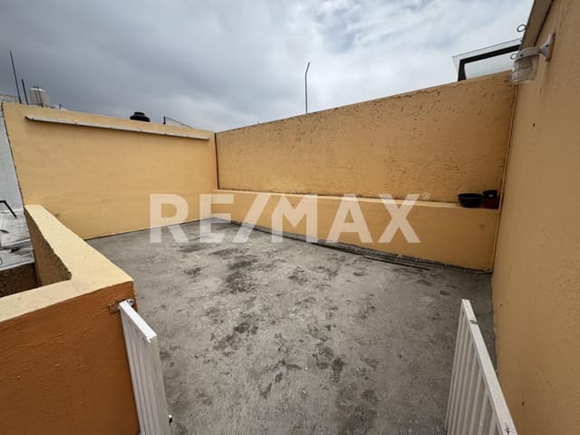 CASA EN RENTA DENTRO DE FRACCIONAMIENTO COYOACAN 