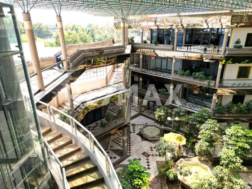 Gallery main