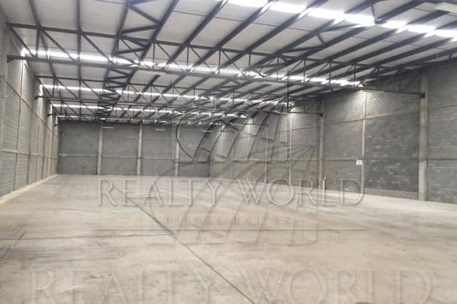 Bodegas en Renta en La Fama