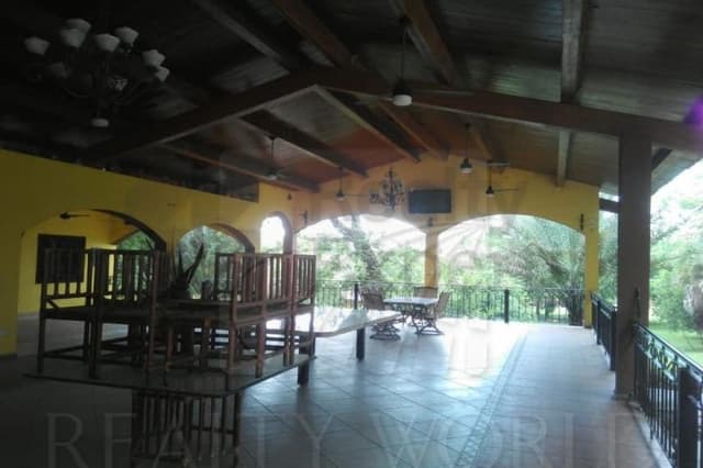 Quintas en Venta en Zirandaro