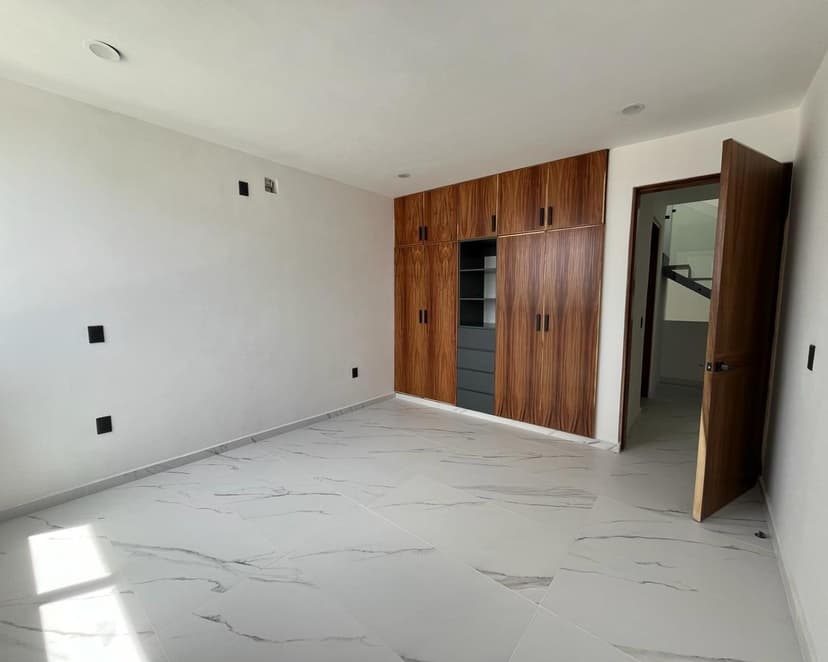 Gallery preview 2