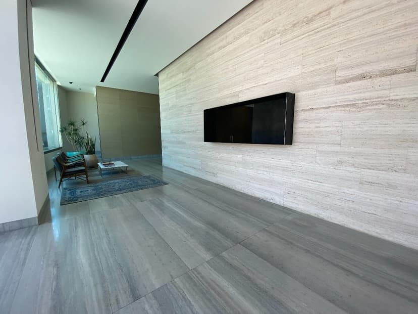 Gallery main