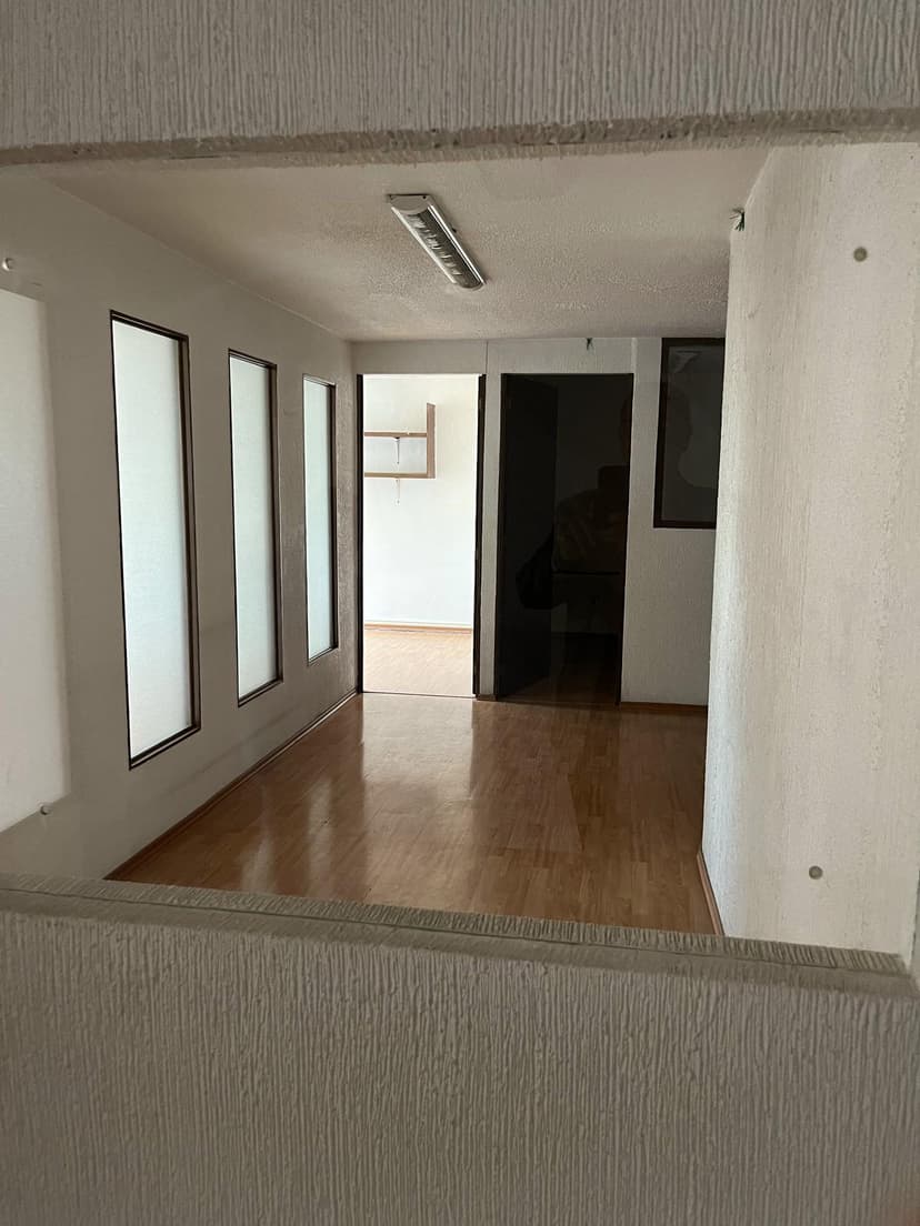 Gallery main