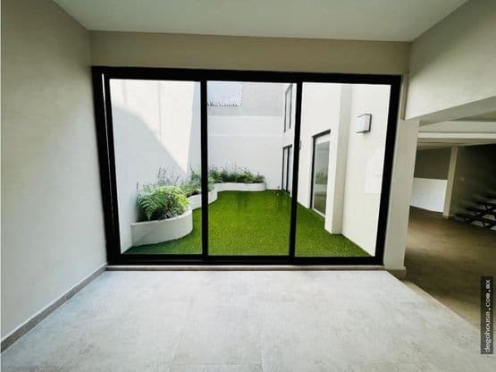 Gallery preview 2