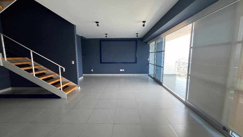 Gallery main
