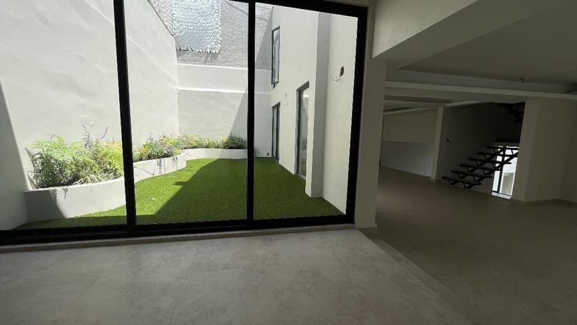 Gallery preview 3