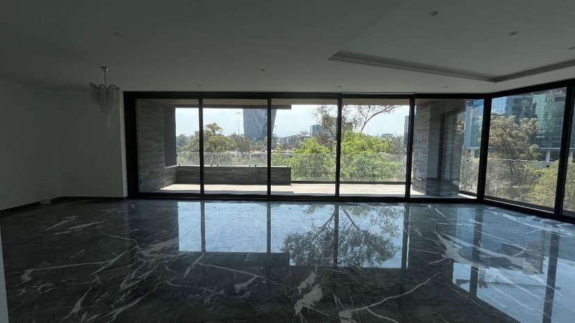 Gallery main