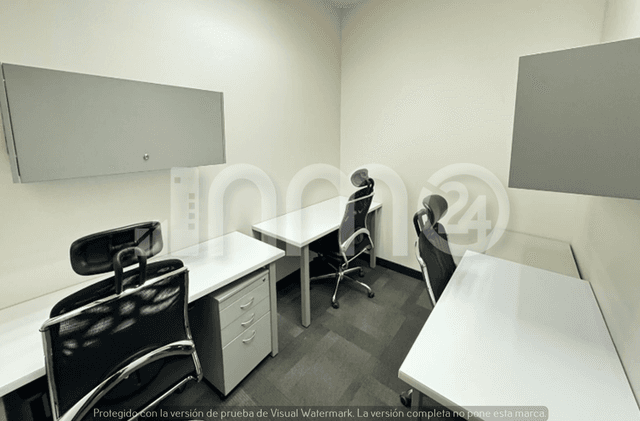 Oficina en renta en Polanquito 4 personas Plug & Play ¡Oferta Web!