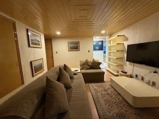 Gallery preview 2