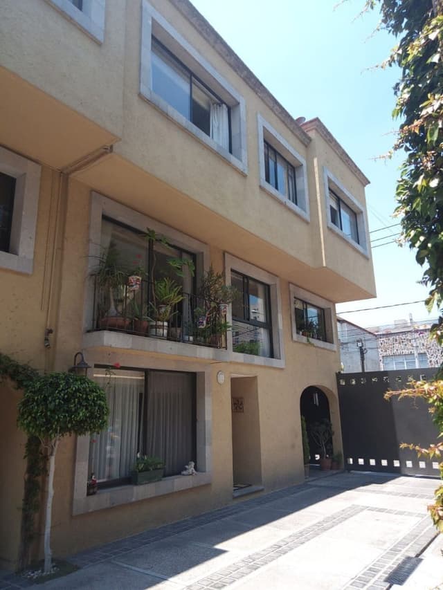 NARVARTE, Casa en Condominio en excelente ubicación
