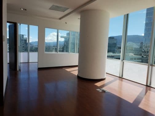 Oficina RTA con ACABADOS Santa Fe 161m2