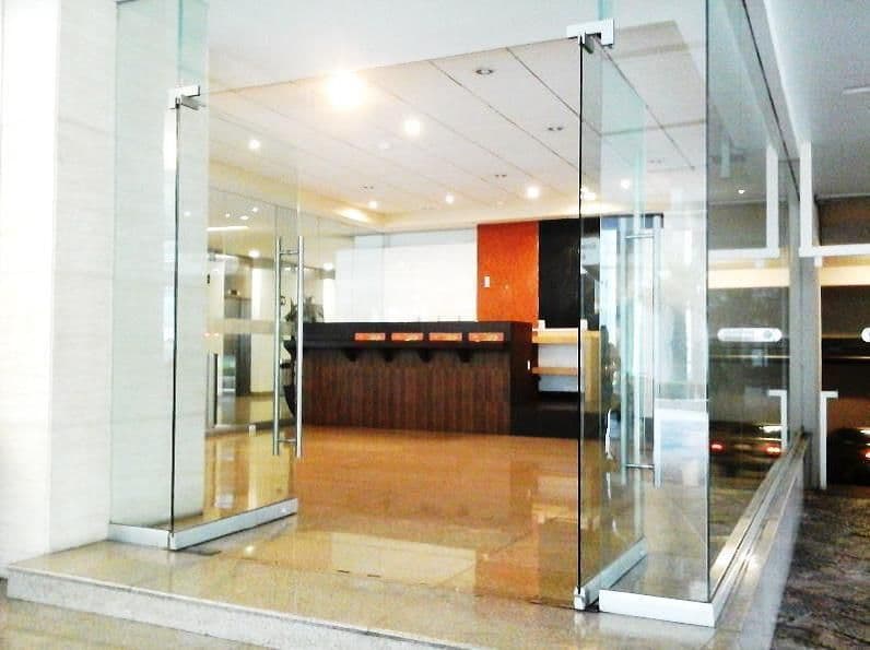 Gallery main