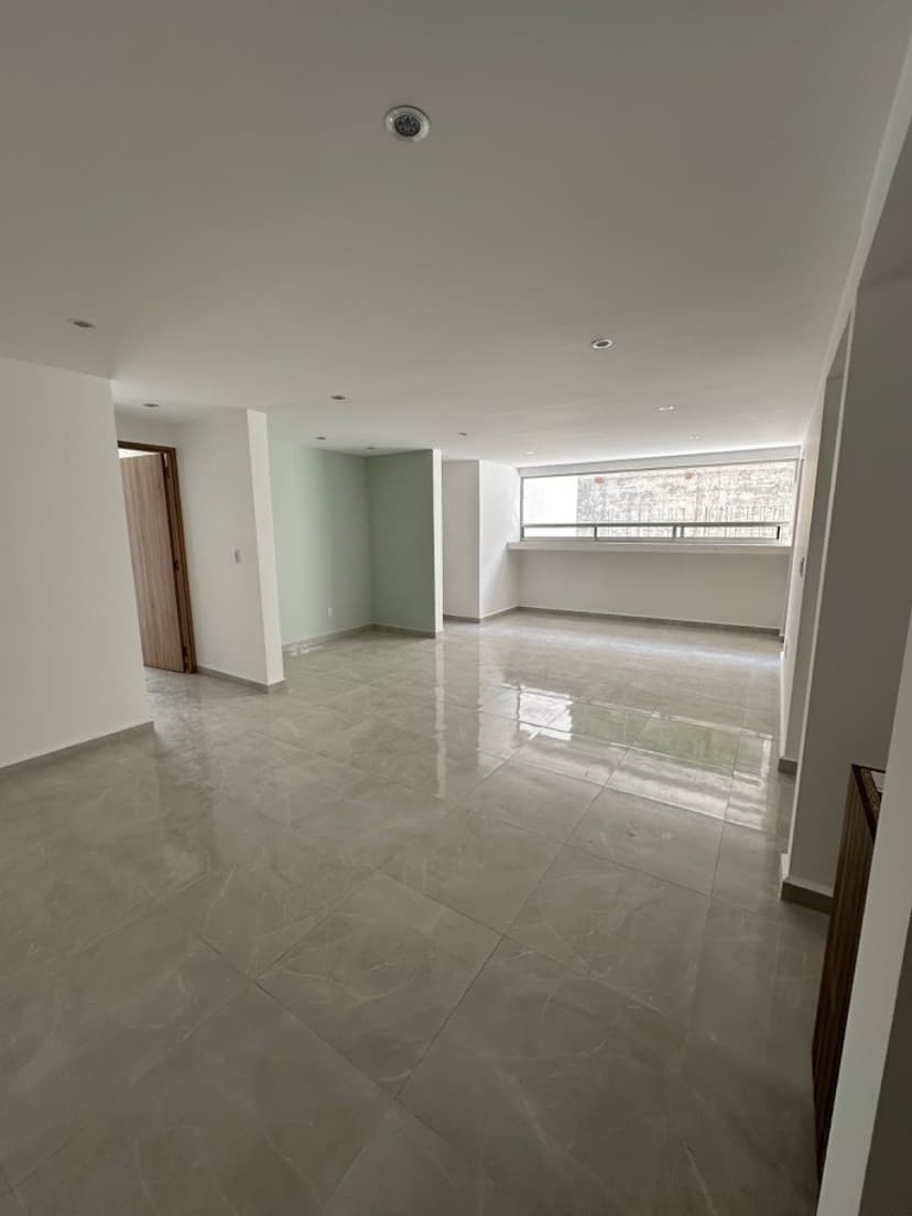 Gallery main