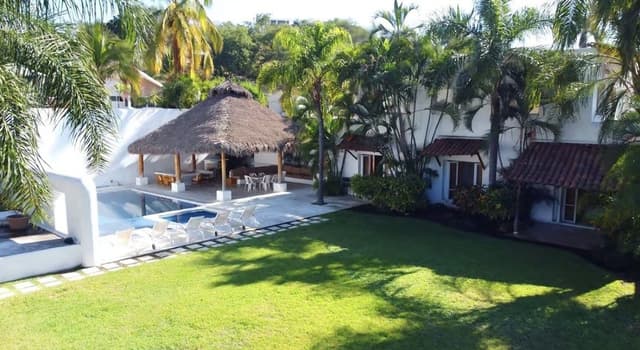 VENTA DE CASA TEQUESQUITENGO EN CH JUNTO AL LAGO