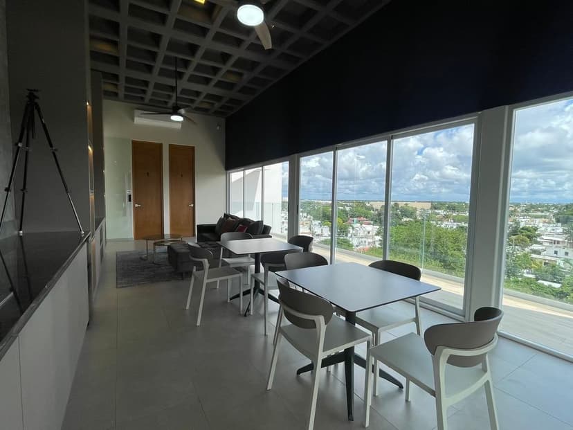 Gallery main