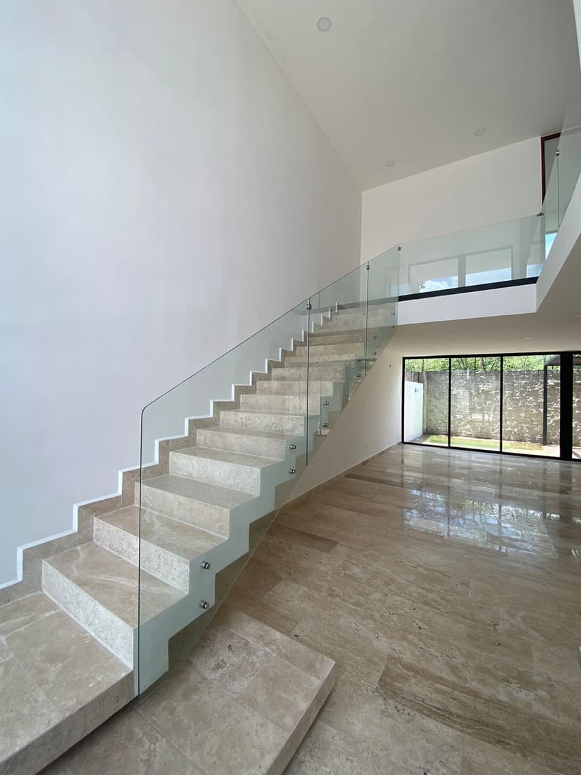 Gallery preview 3