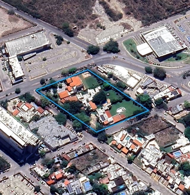 Terreno ideal para desarrollar en vertical! San Ramon Norte sobre Garcia Lavin