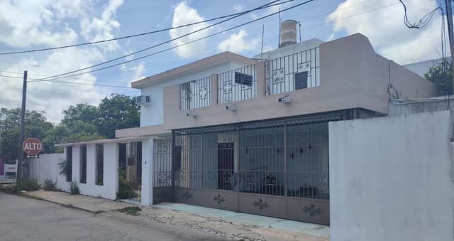 Venta de casa en colonia  jardines de Miraflores en esquina