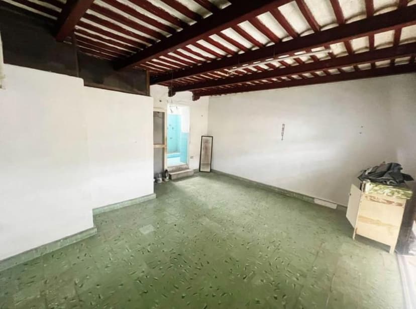 Gallery main