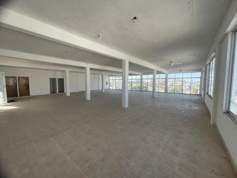 Gallery main
