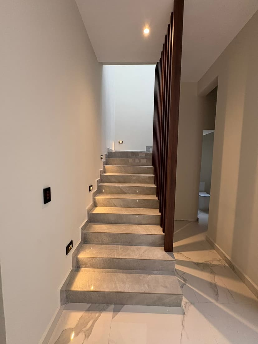 Gallery preview 3