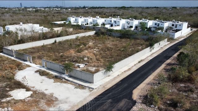 Venta de terreno de 240 m2 en Dzitya al norte de Mérida