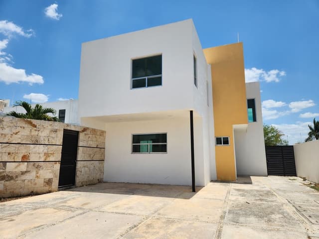 Venta de casa de 3 Habitaciones en Dzitya con piscina