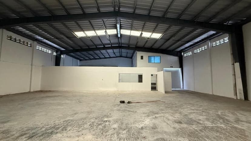 Gallery main