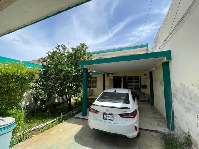 Venta de Casa 6 Habitaciones para remodelar en el Centro