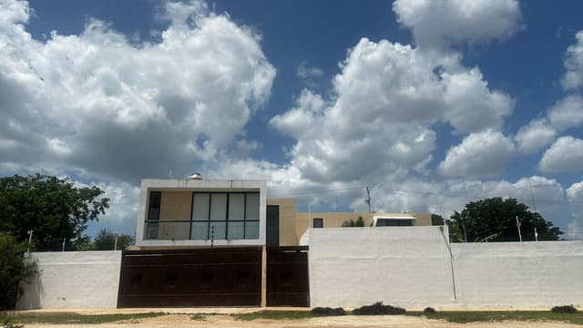 Venta de Casa Residencial en Dzitya con piscina y Equipado