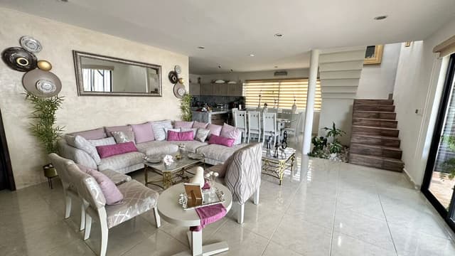 Venta de Casa Residencial en Dzitya con piscina y Equipado