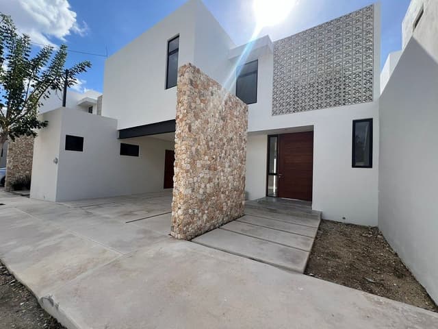 Venta de Casa de 2 Plantas en Dzitya Entrega Inmediata