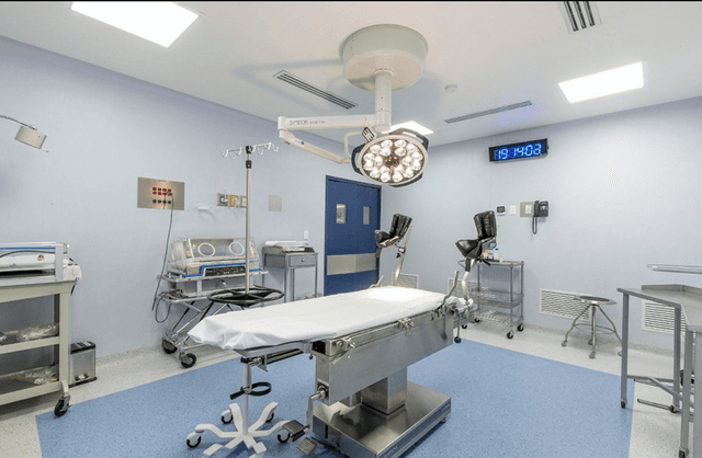 Venta de Consultorio dentro de Hospitalia en Chichí Suarez