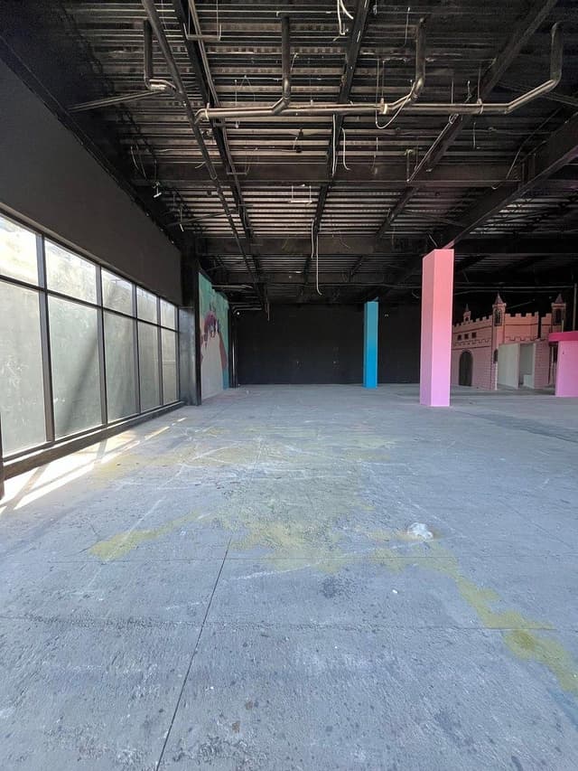 Renta y Venta de Local Comercial en planta alta con vista panoramica