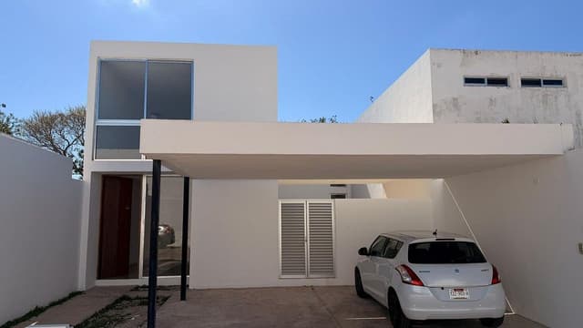 Venta de casa de 3 Recamarás en fracc. Royal del parque