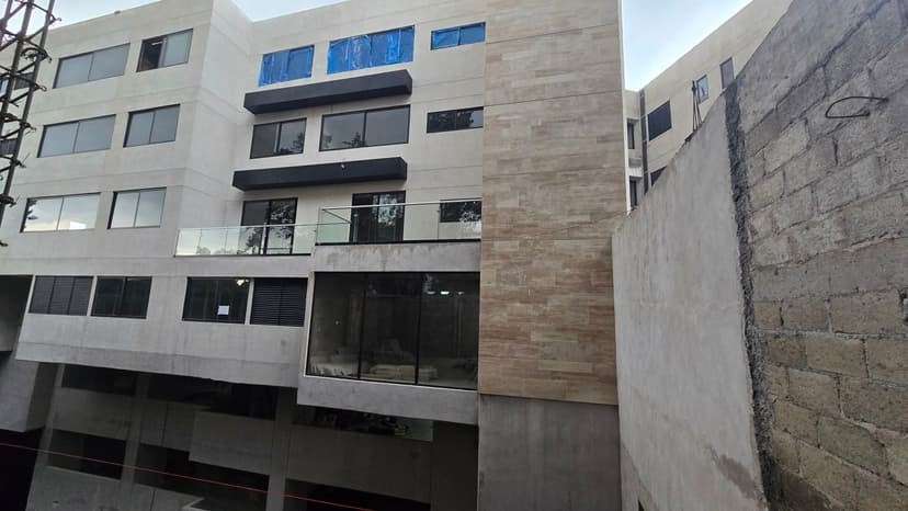 Gallery main