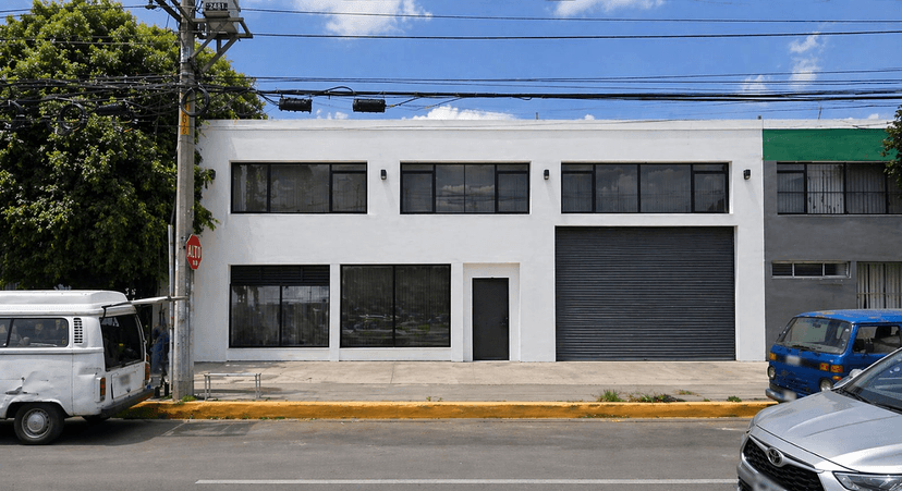 Gallery main