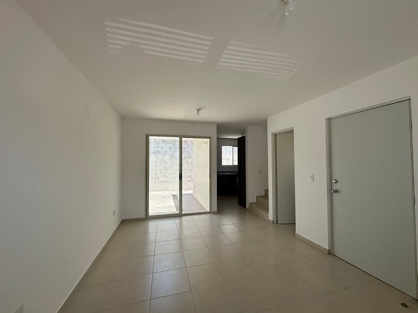 Gallery main