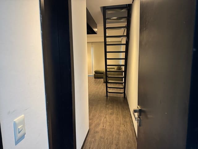 RENTA DEPARTAMENTO TIPO LOFT SEMIAMUEBLADO